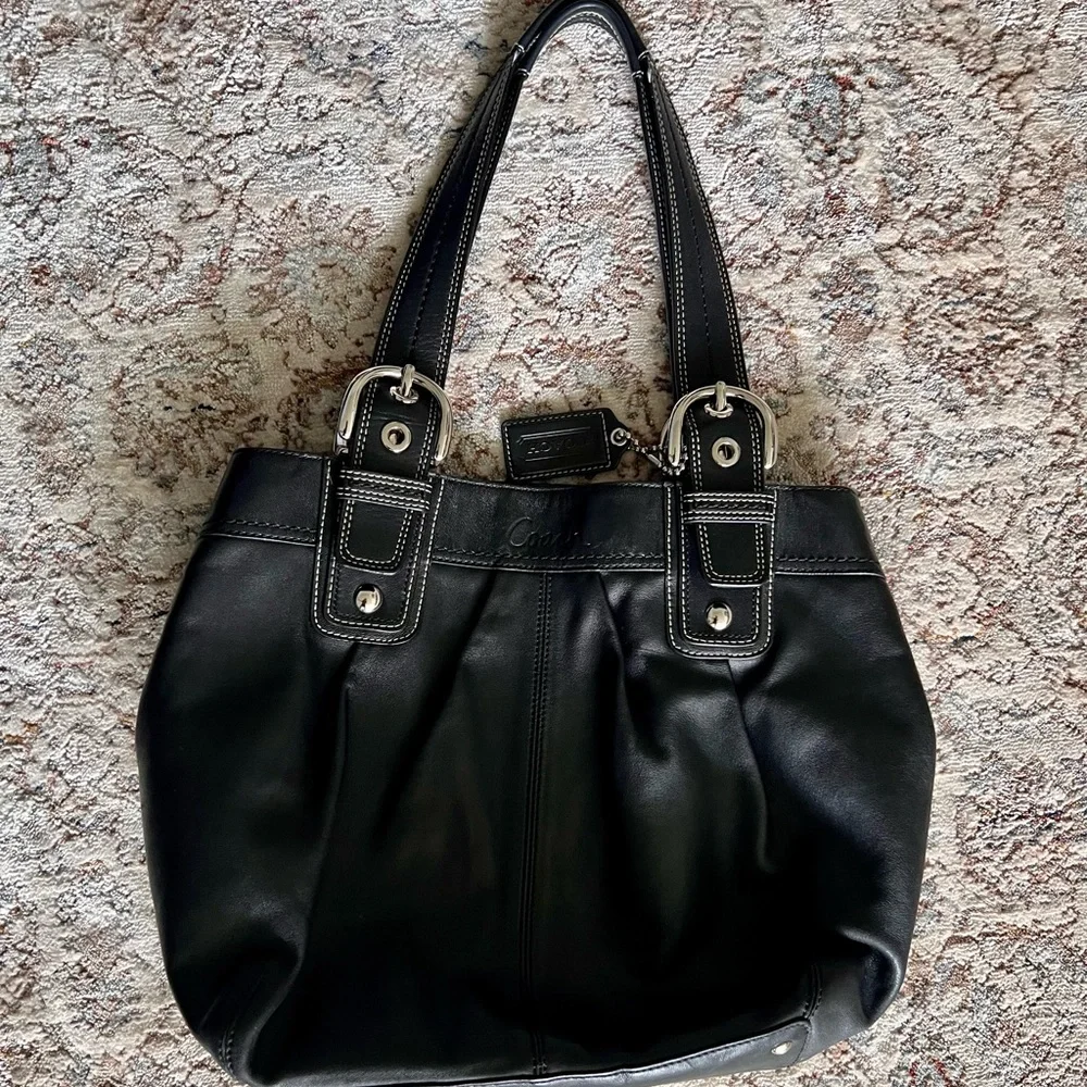 Coach Vintage SoHo Black Leather Pleated Hobo Shoulder Bag Tote F15045 EUC - Picture 4 of 12